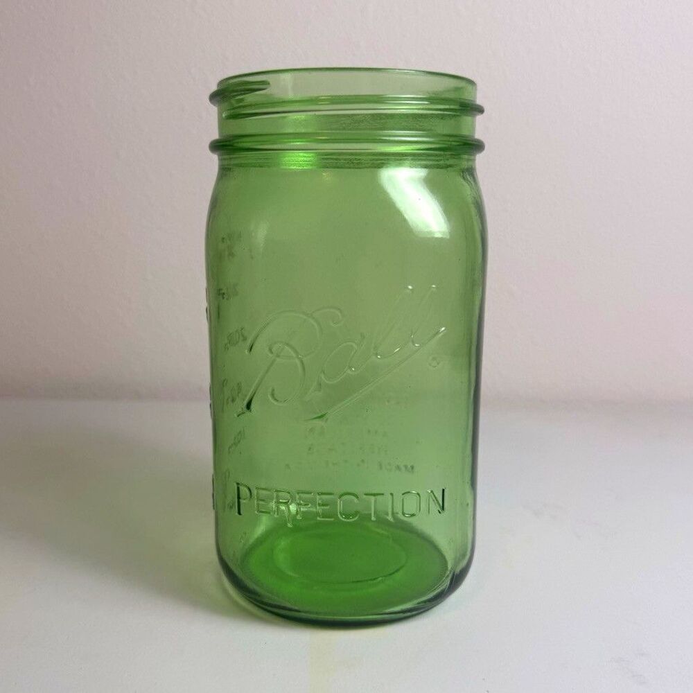 Ball Perfect Mason Embossed Green Glass Jar 1 Pint